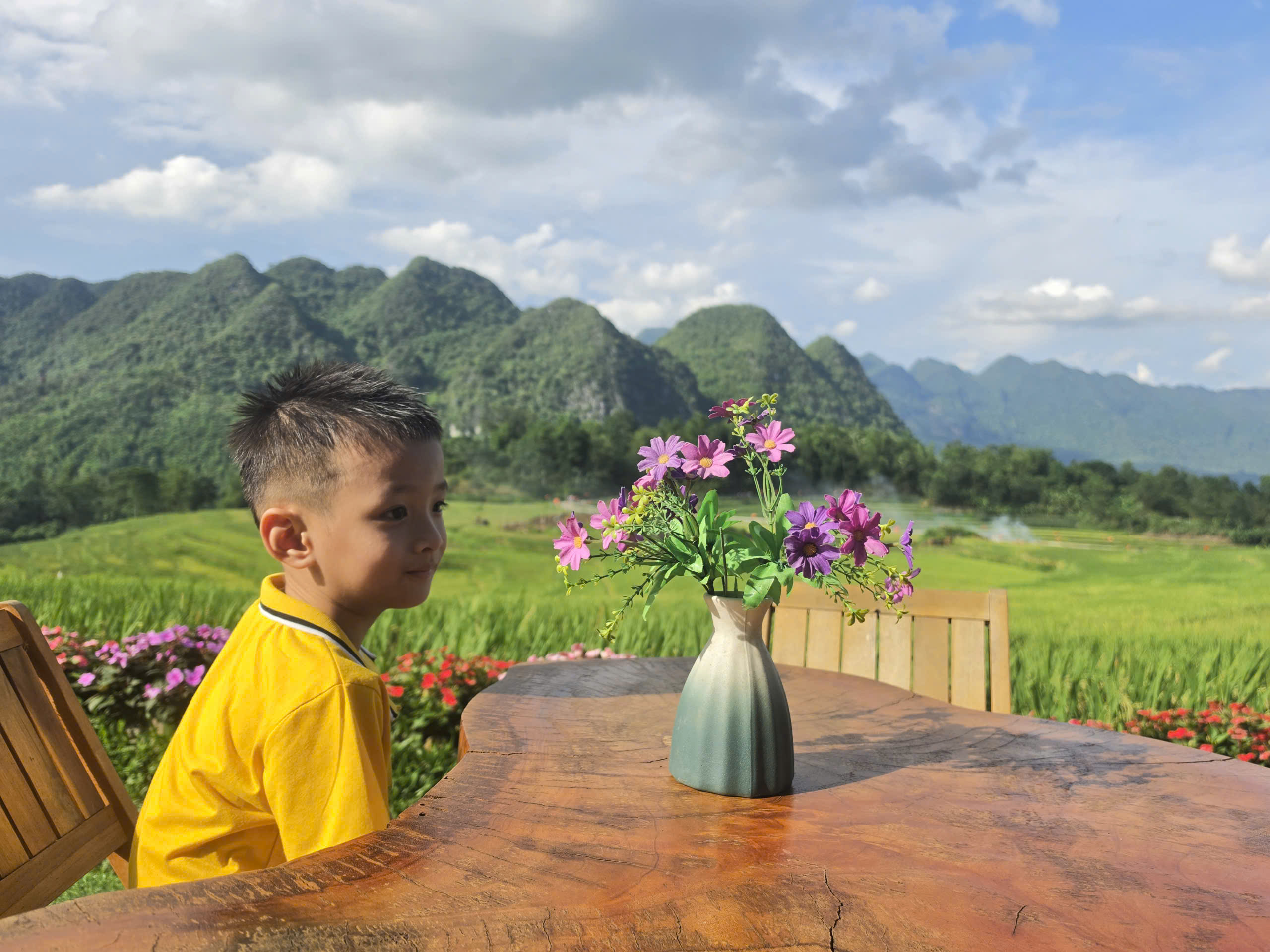 Bang village - Bat Cave - Lan, Ươi village - Water Wheel - Bamboo Rafting