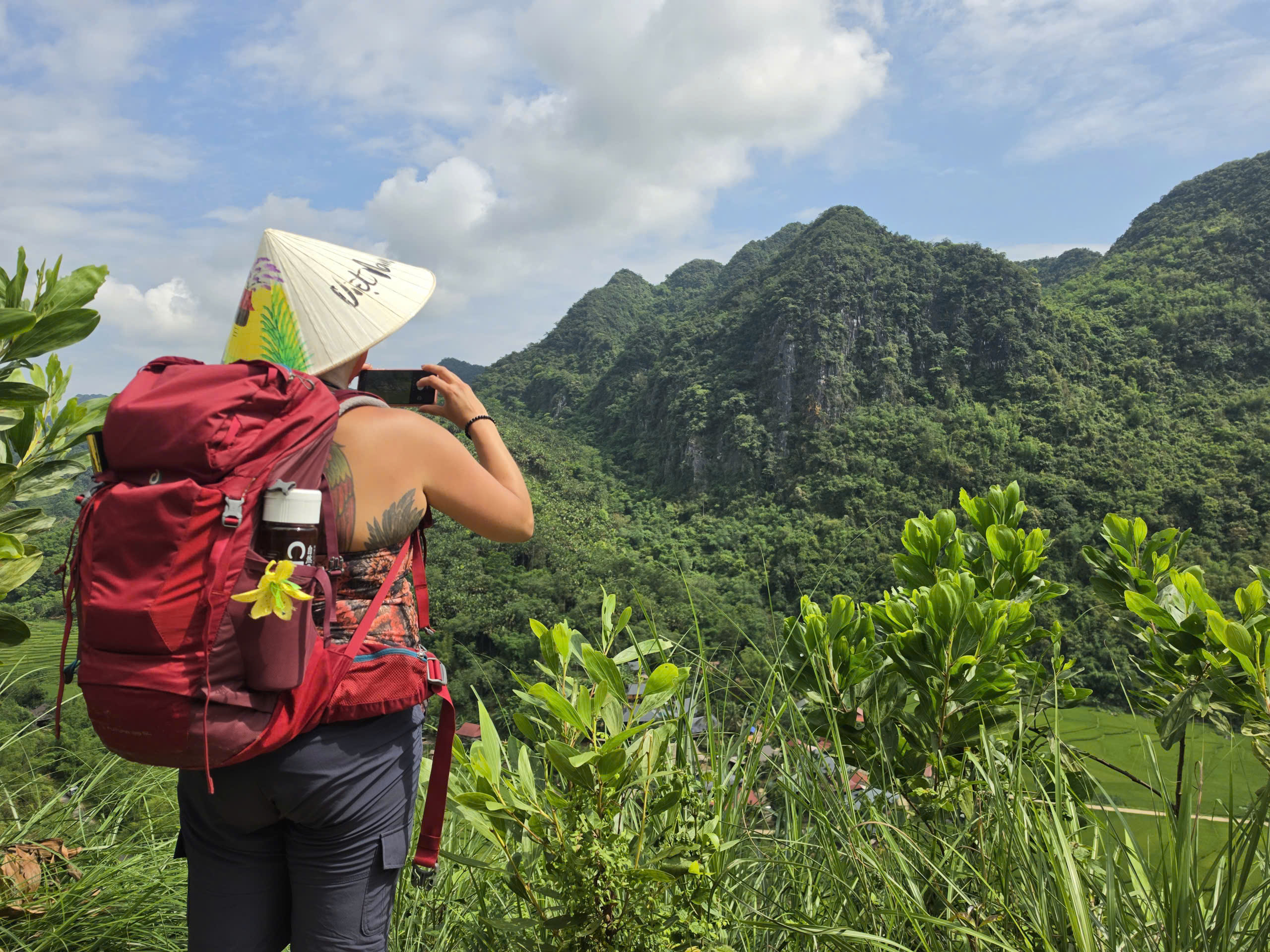 You can save when you book your flight and hotel together.